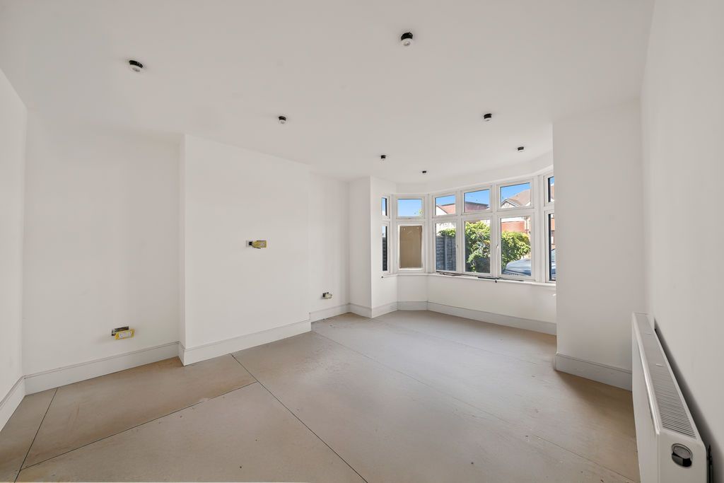 Property photo 2 of 13 Photo 9