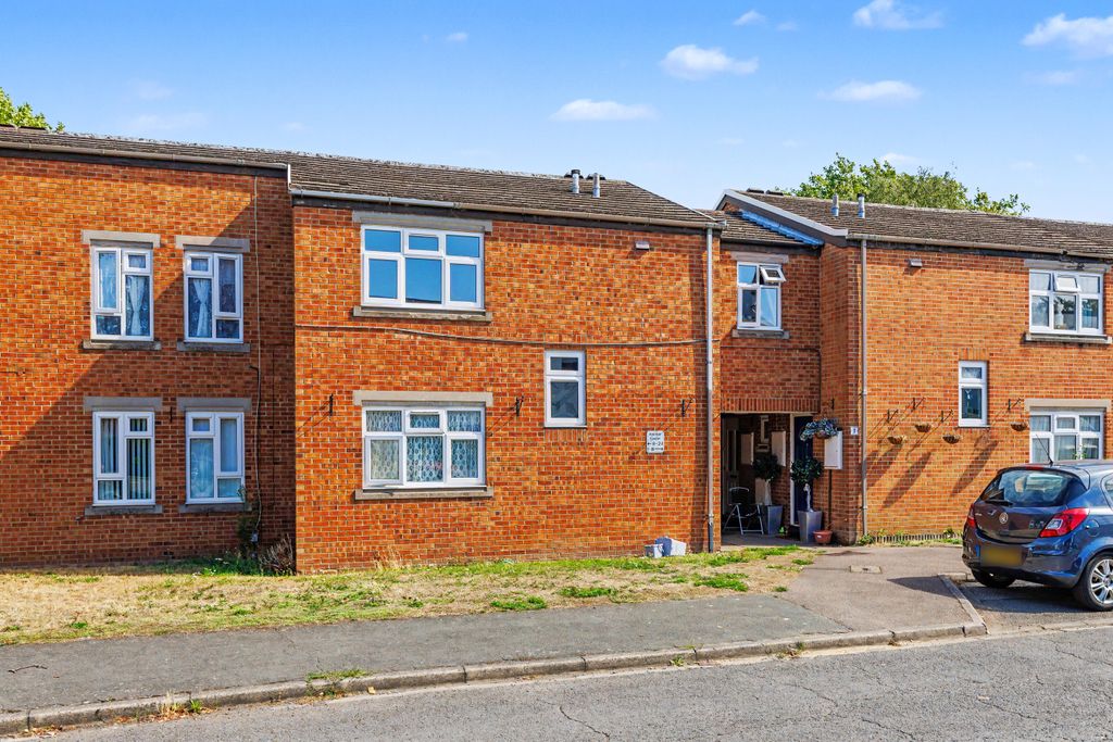 Property photo 1 of 12 Flat 21, Mahew Court, Emmerton Road, Kempston, Bedfordshire, Mk42 8Qx