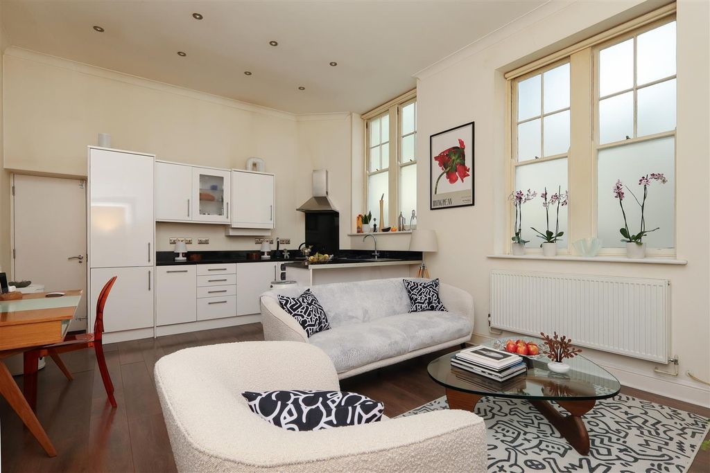 Property photo 1 of 14 Open Plan Living Space