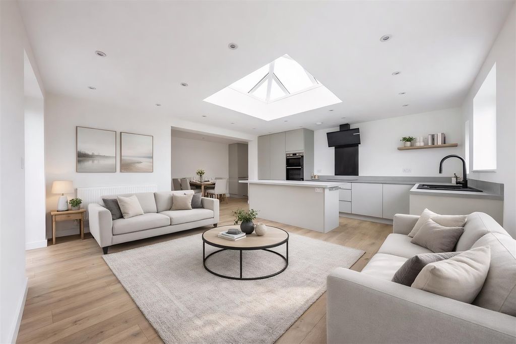 Property photo 2 of 31 Ba-31.Jpg