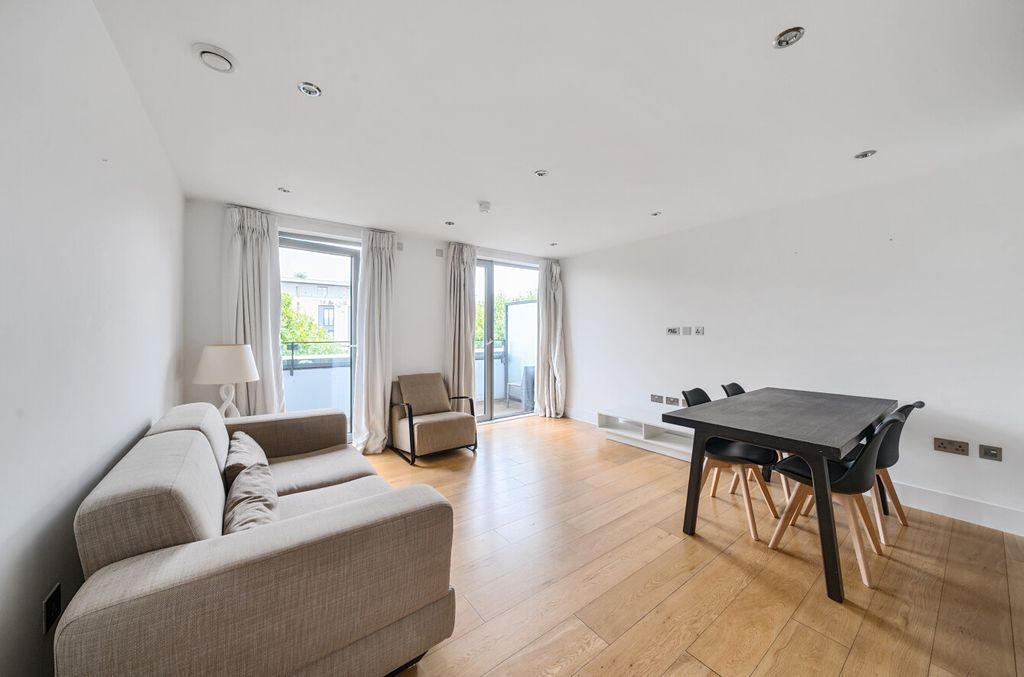 Property photo 2 of 12 1334140-15-6890B0...