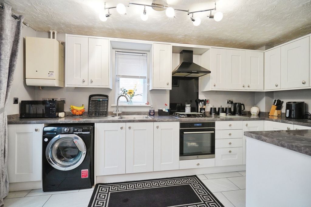 Property photo 2 of 20 Pbox-Img.Jpg