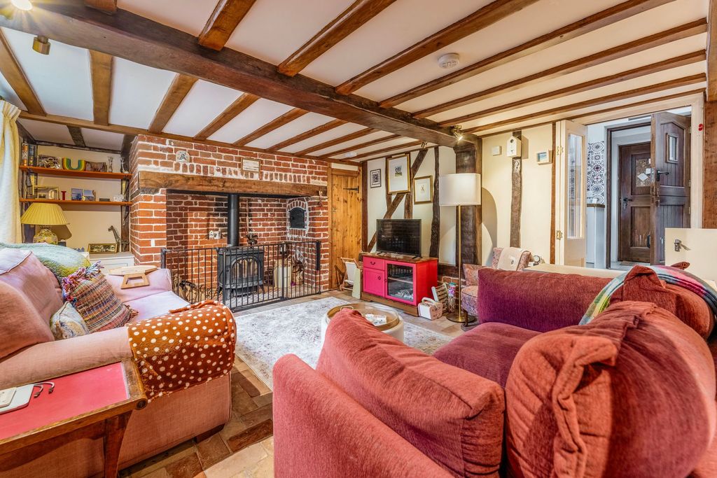 Property photo 2 of 21