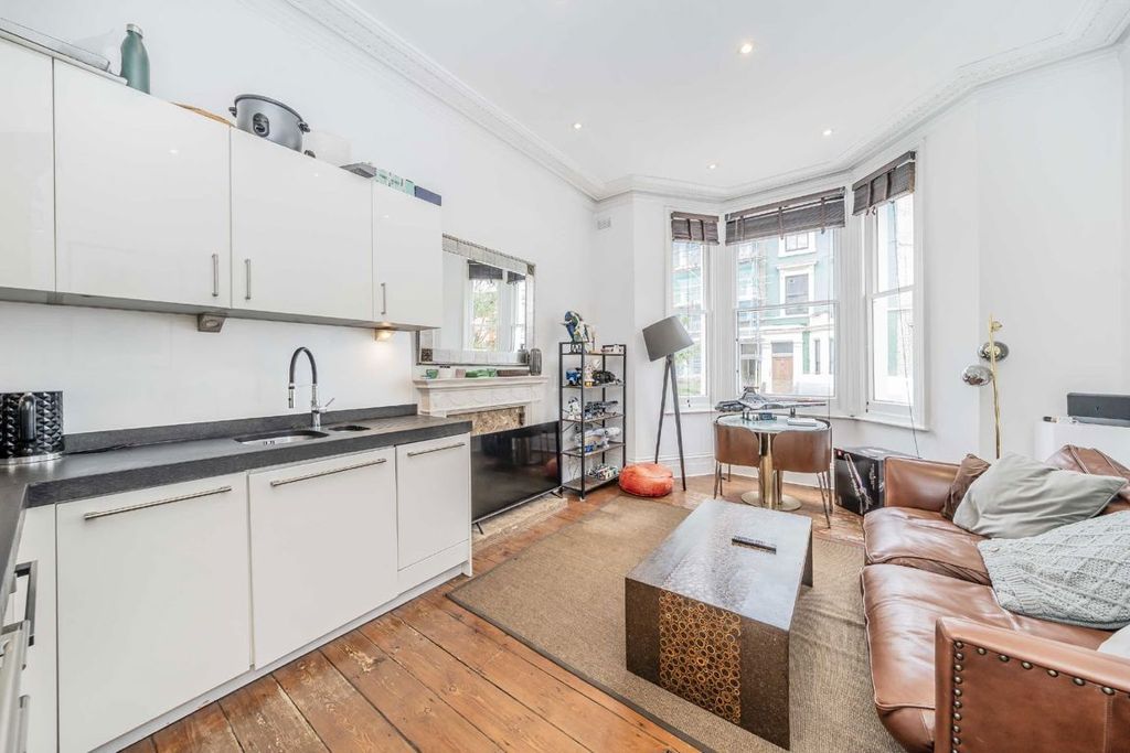 Property photo 1 of 3