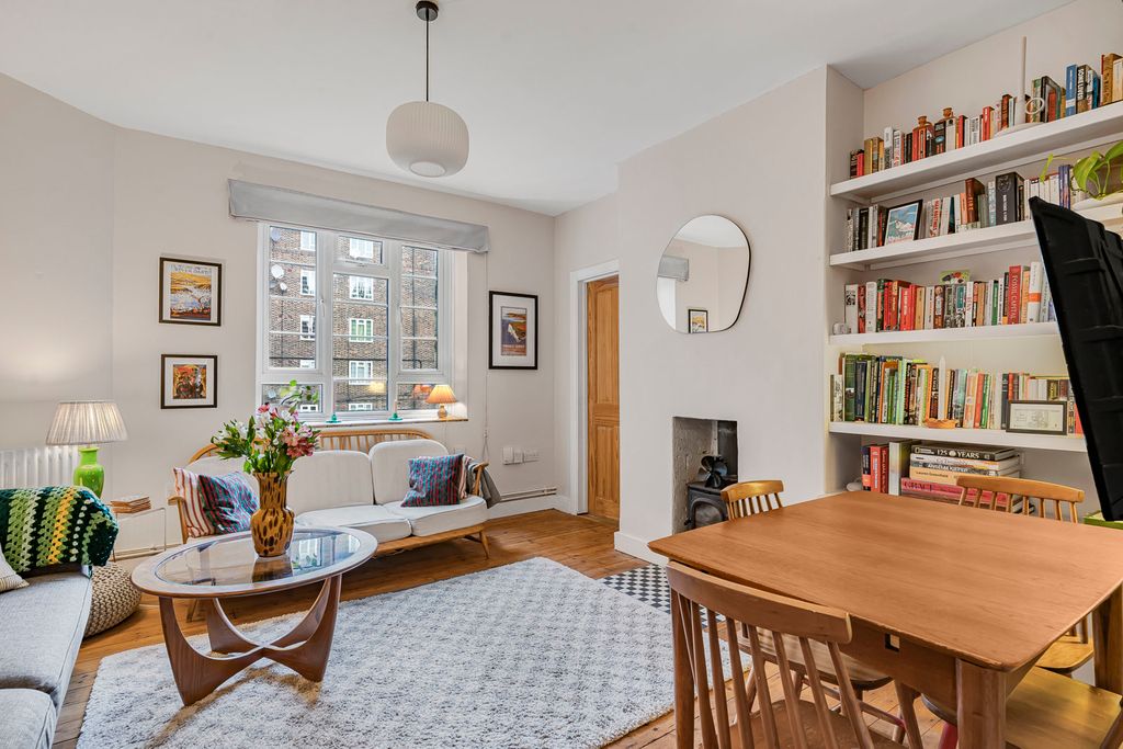 Property photo 1 of 20 Reception Room