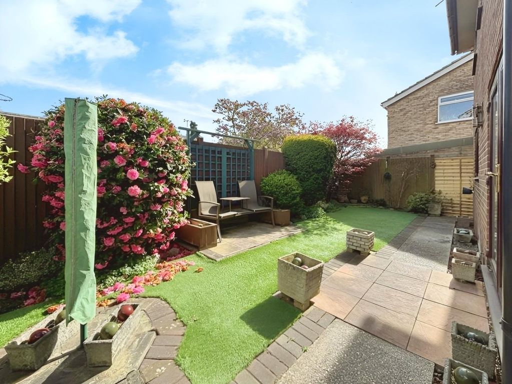 Property photo 2 of 19
