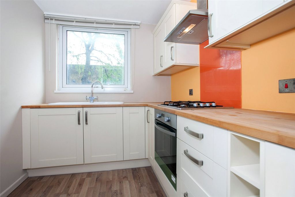 Property photo 1 of 7 Picture No. 01