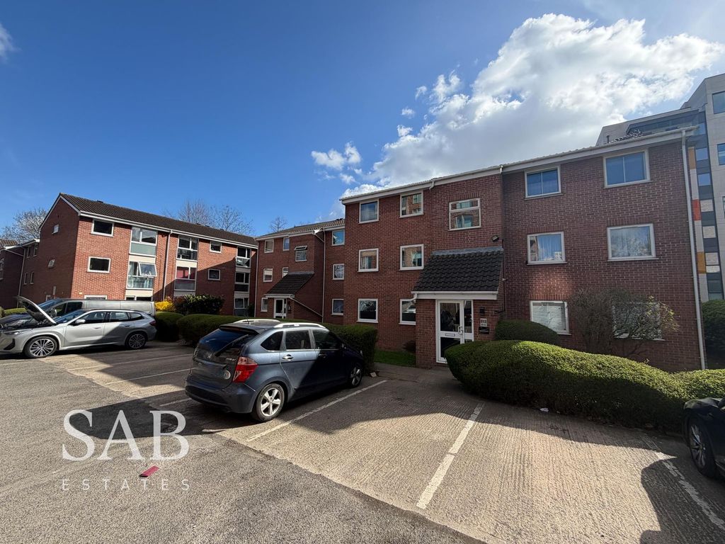 Property photo 1 of 6