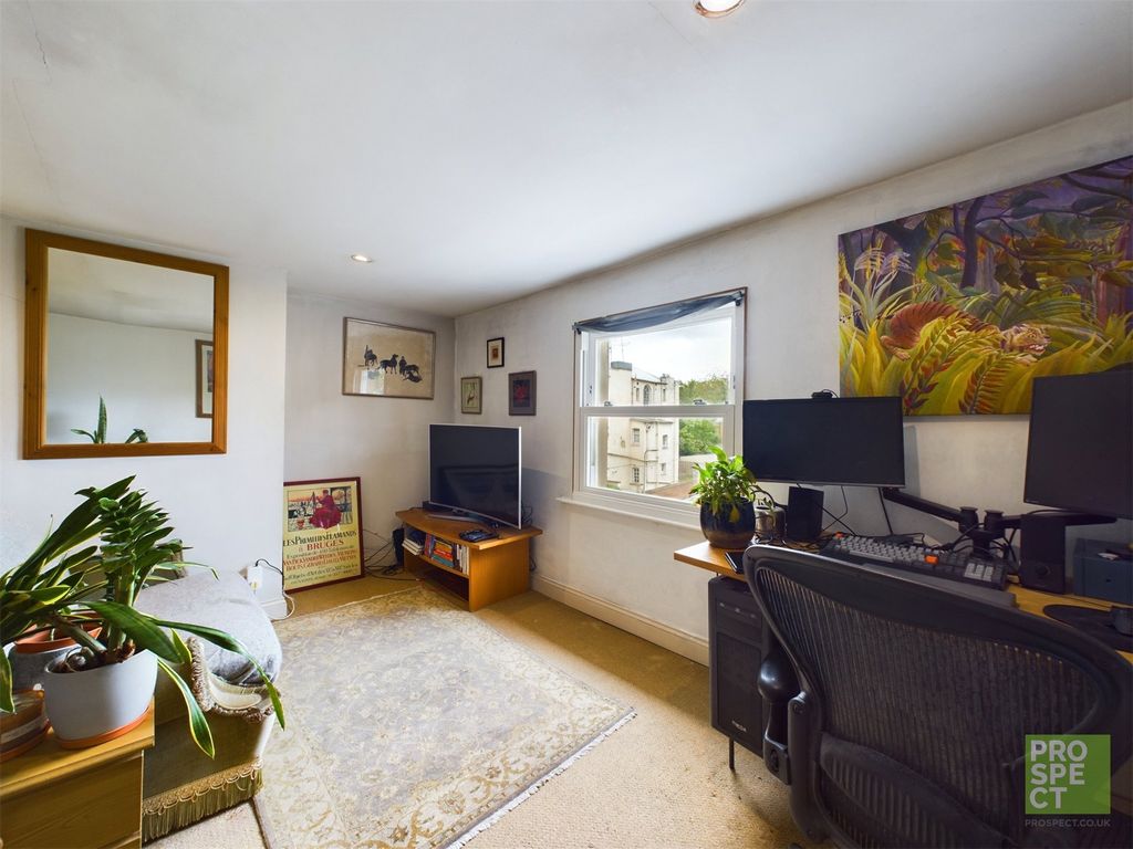 Property photo 2 of 7 Picture No. 02