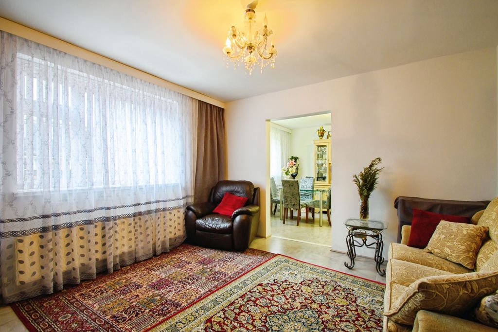 Property photo 3 of 15 Living Room