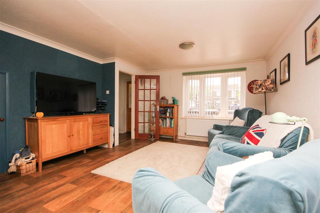 Property photo 2 of 14 Img_1868.Jpg