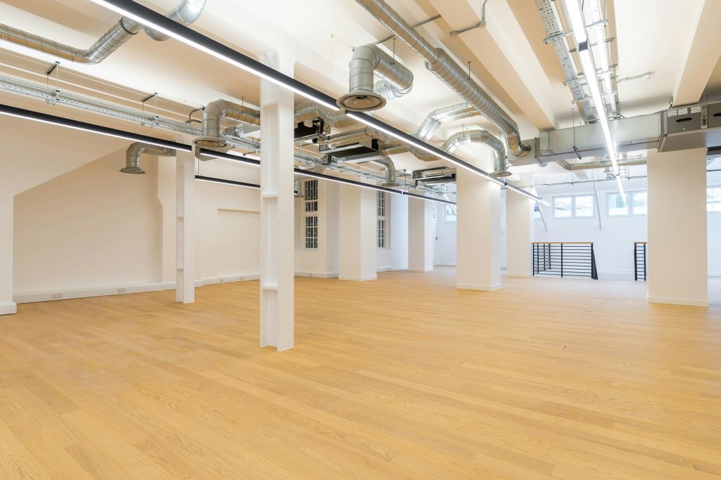 Property photo 1 of 16 Ground Floor