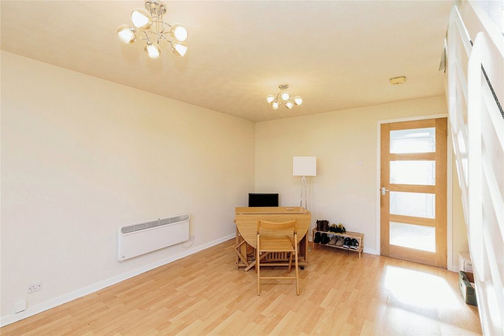Property photo 2 of 15 Photography
