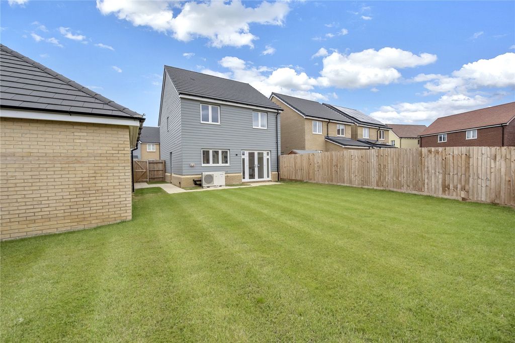 Property photo 3 of 13 Picture No. 31