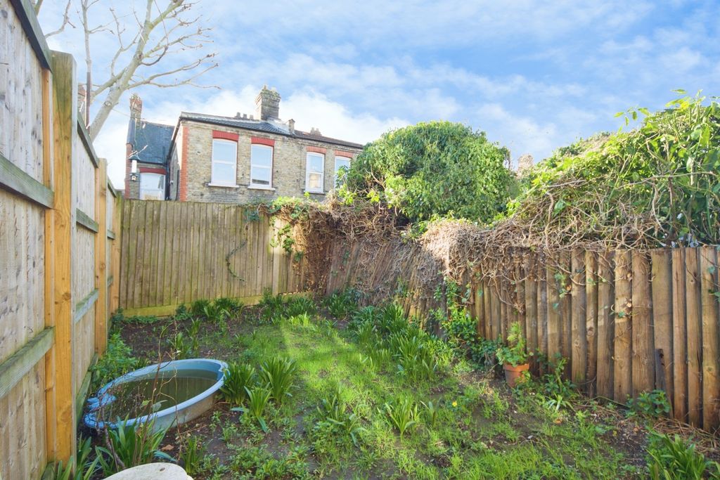 Property photo 2 of 13 Pbox-Img.Jpg