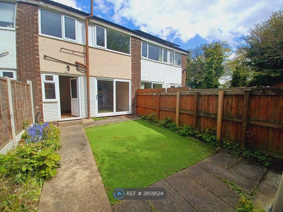 Property photo 3 of 8 Rear Garden