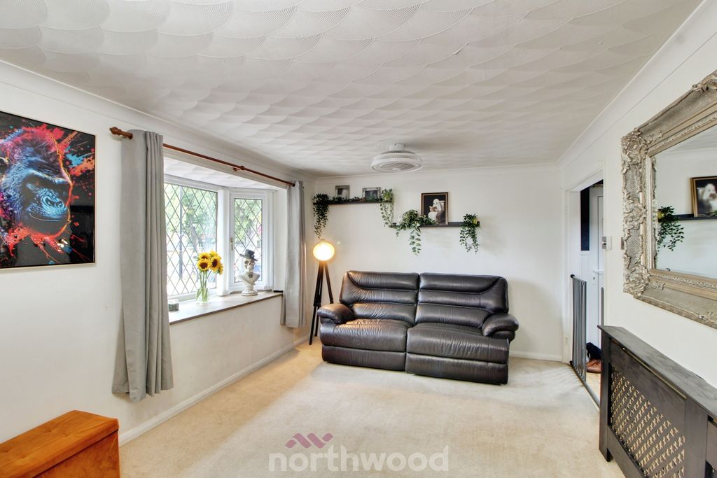 Property photo 3 of 21