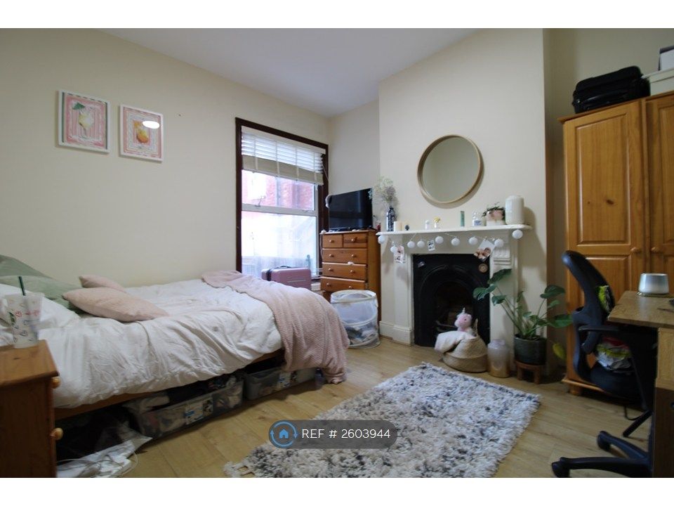Property photo 3 of 7