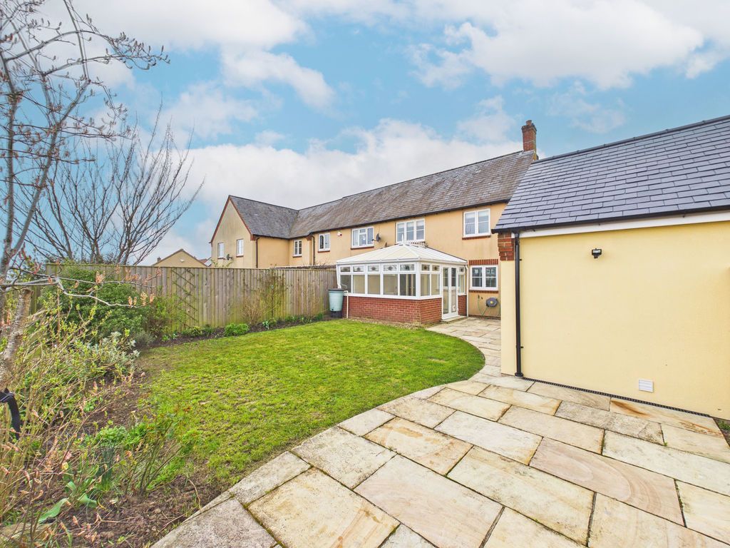 Property photo 2 of 21 Photo 3