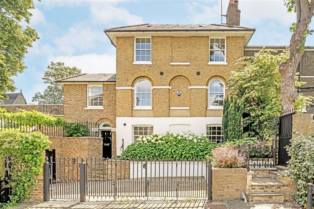 Property photo 1 of 19