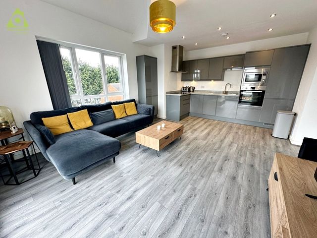 Property photo 3 of 14