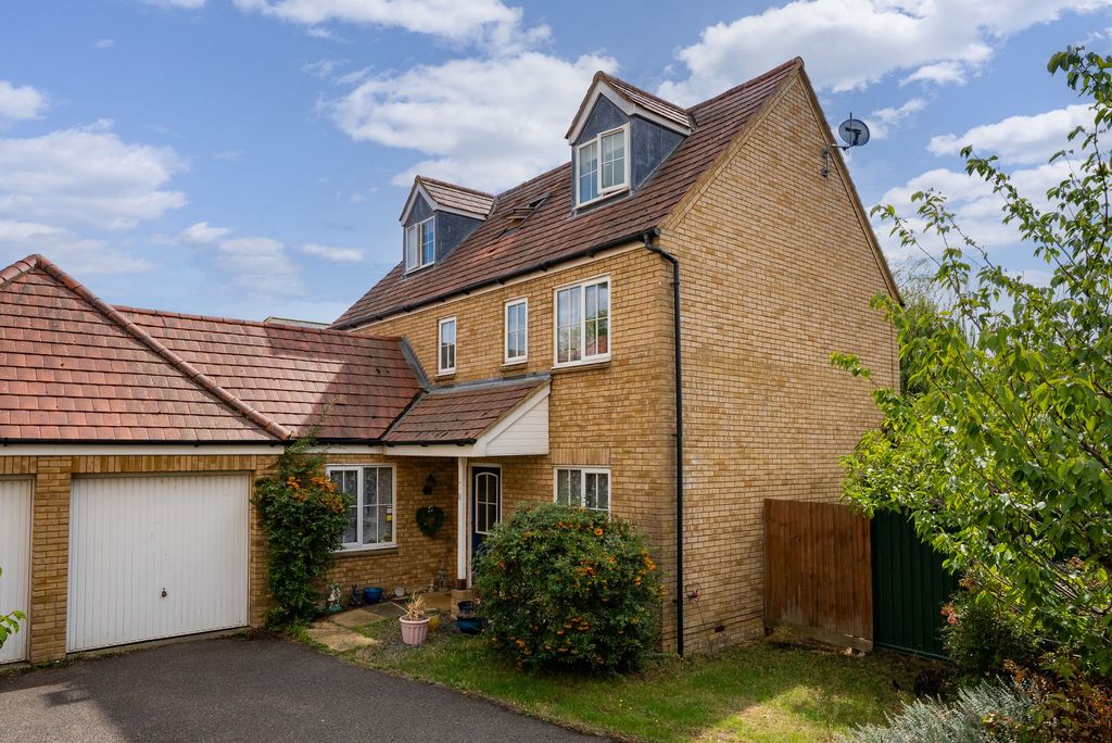 Property photo 2 of 19