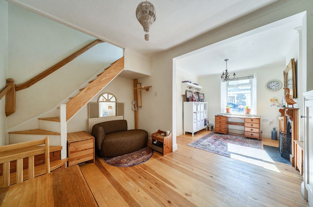 Property photo 2 of 18 1496335 (7).Jpg