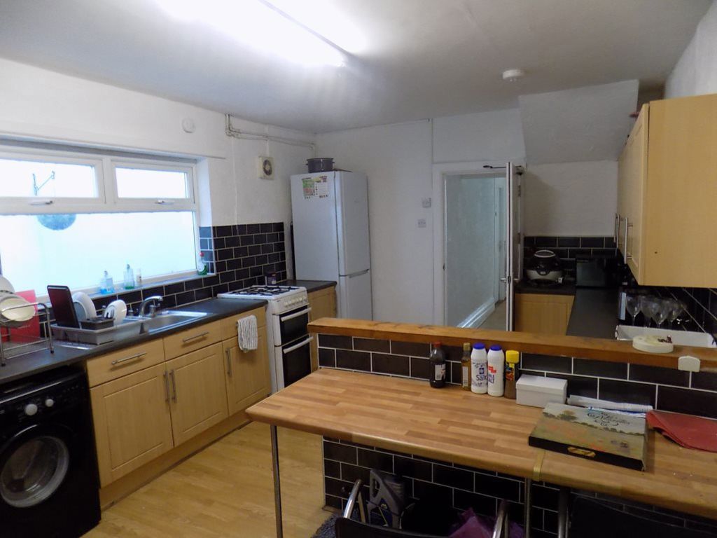 Property photo 3 of 6