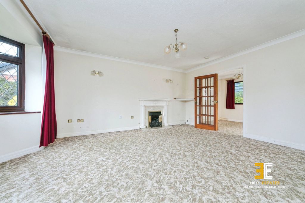 Property photo 3 of 25