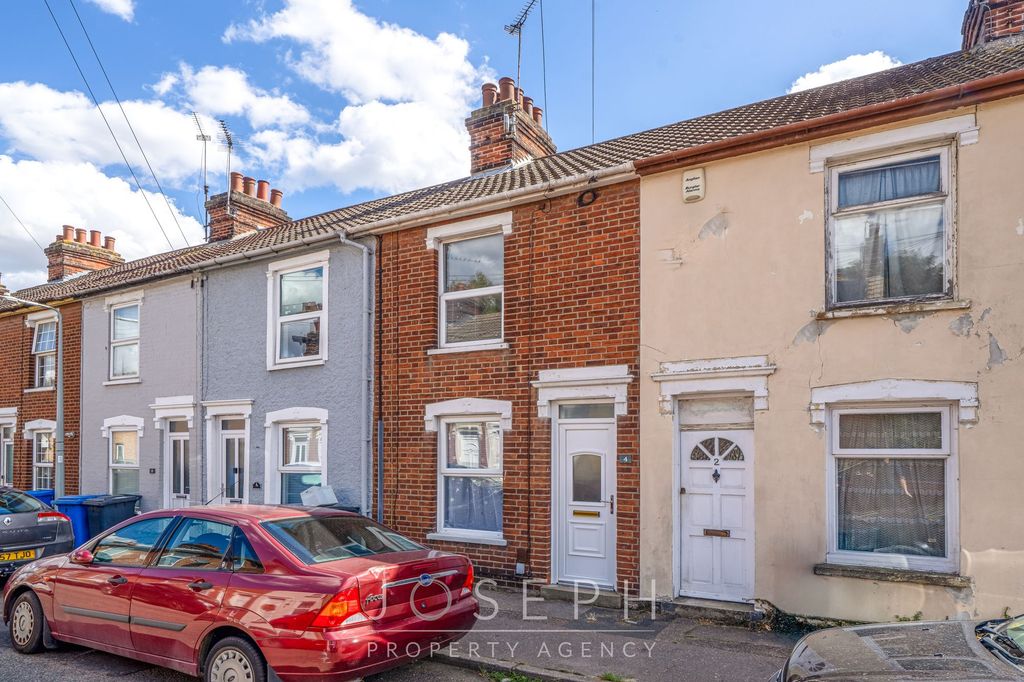 Property photo 1 of 13