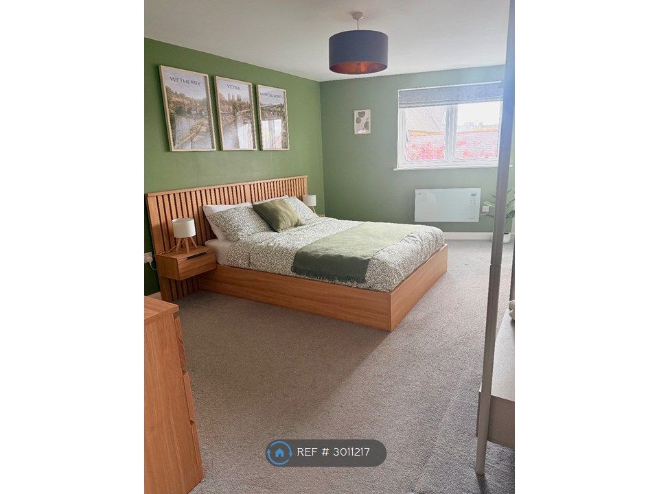 Property photo 3 of 35
