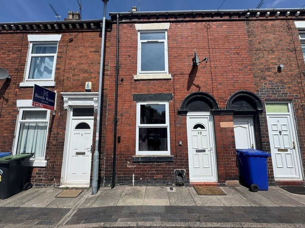 Property photo 1 of 11 External