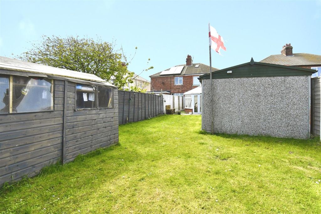 Property photo 3 of 24