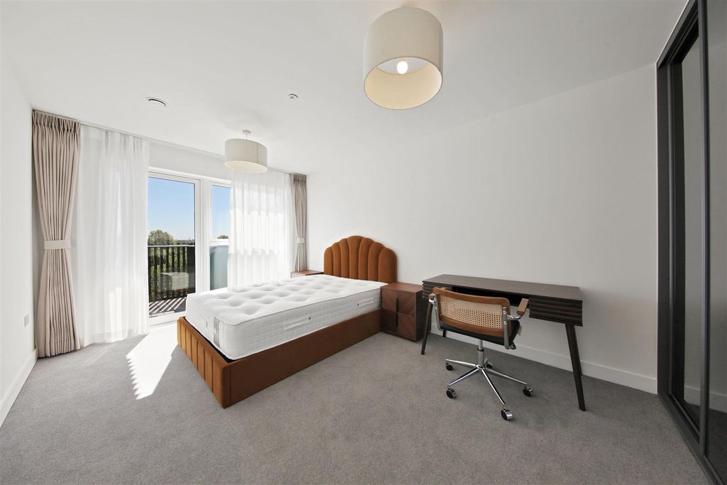 Property photo 3 of 13 Flat 15, Colmar House - 4Wcxuzuyzgw7Bvbzgvup.Jpg