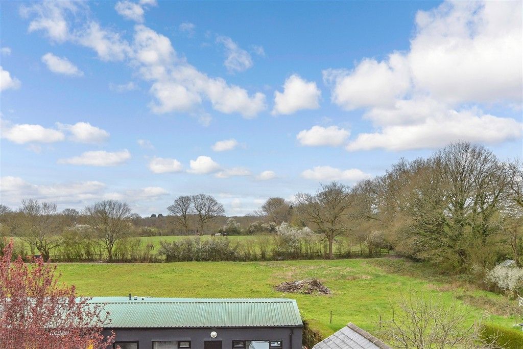 Additional image 15 of 4 bed detached house for saleNewchapel Road, Lingfield, Surrey RH7
