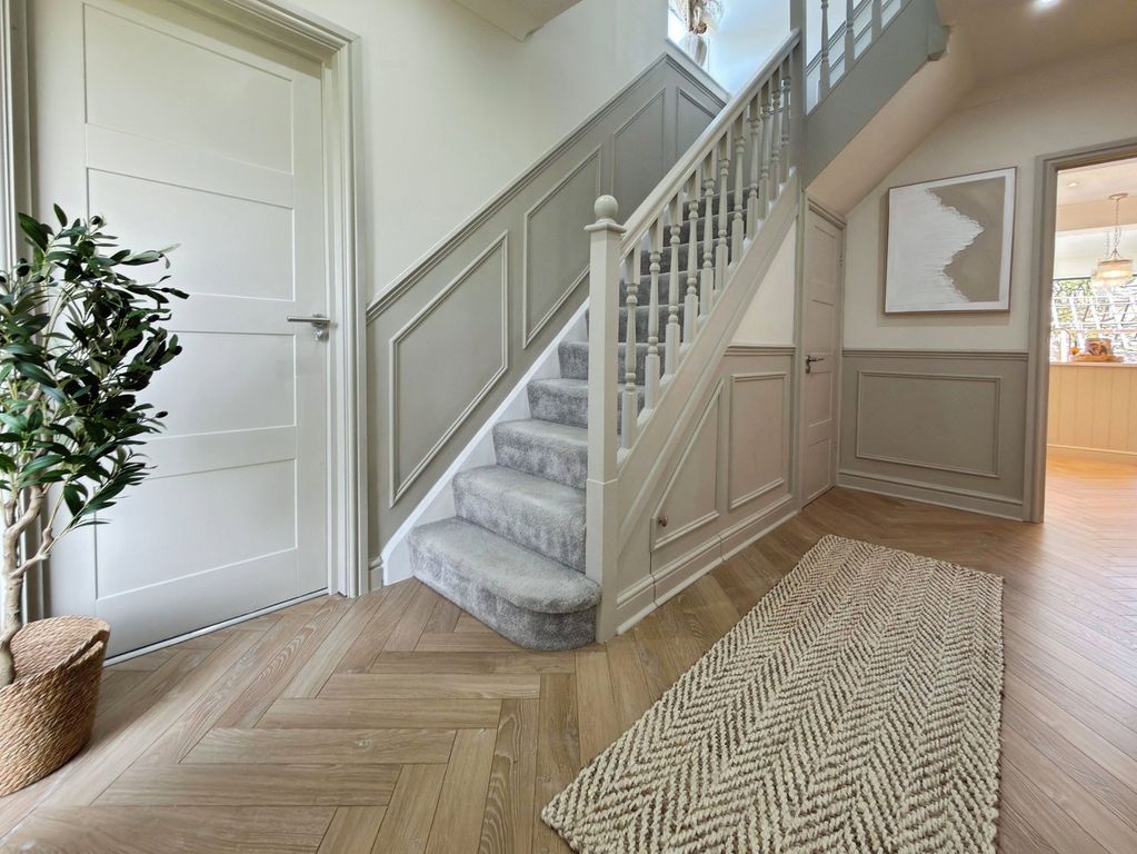 Property photo 2 of 45