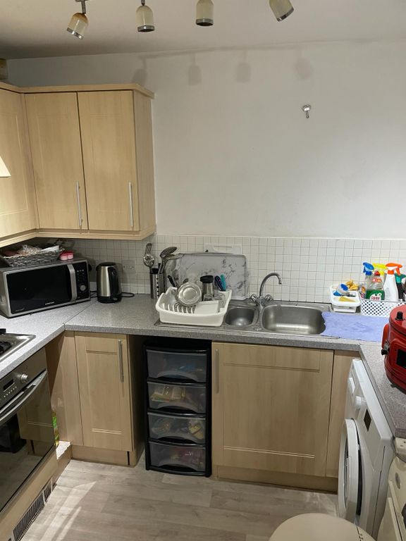 Property photo 2 of 6