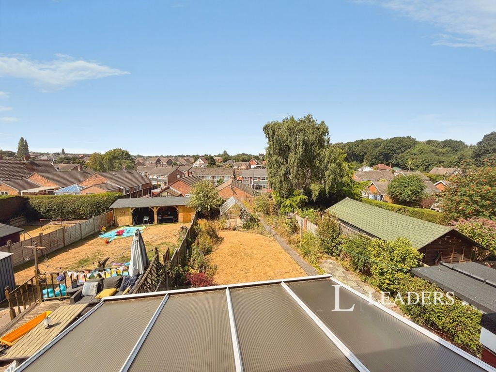 Property photo 3 of 33 Pbox-Img.Jpg