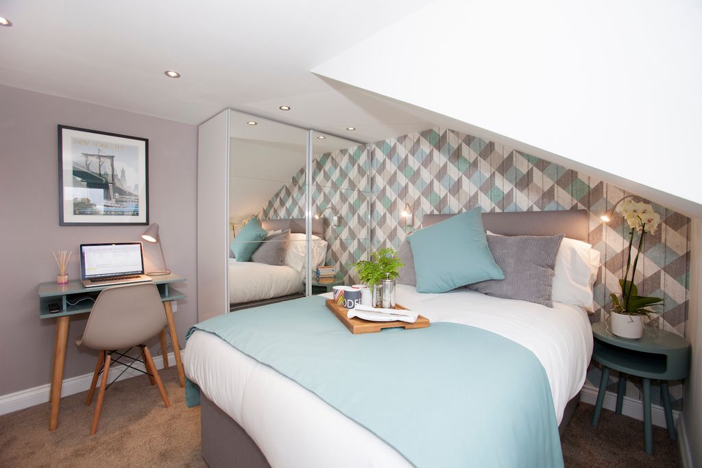 Property photo 2 of 12