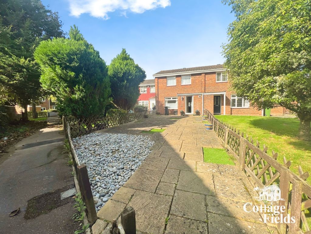 Property photo 2 of 11