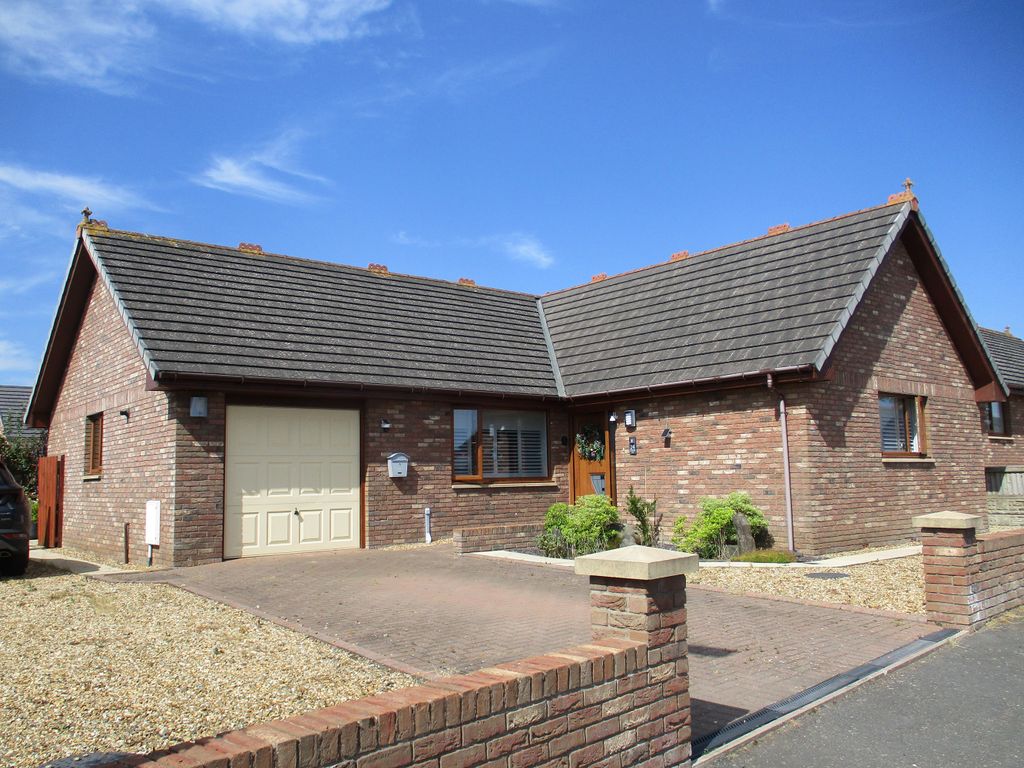 Property photo 1 of 37