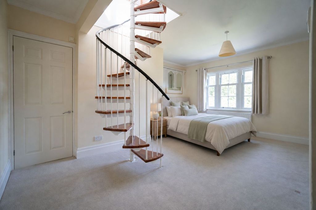Additional image 14 of 5 bed detached house for saleFishermans Bank, Mudeford, Christchurch BH23