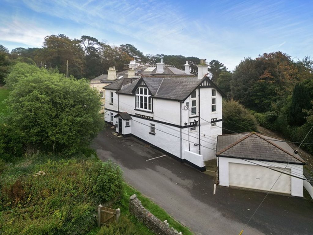Property photo 1 of 33