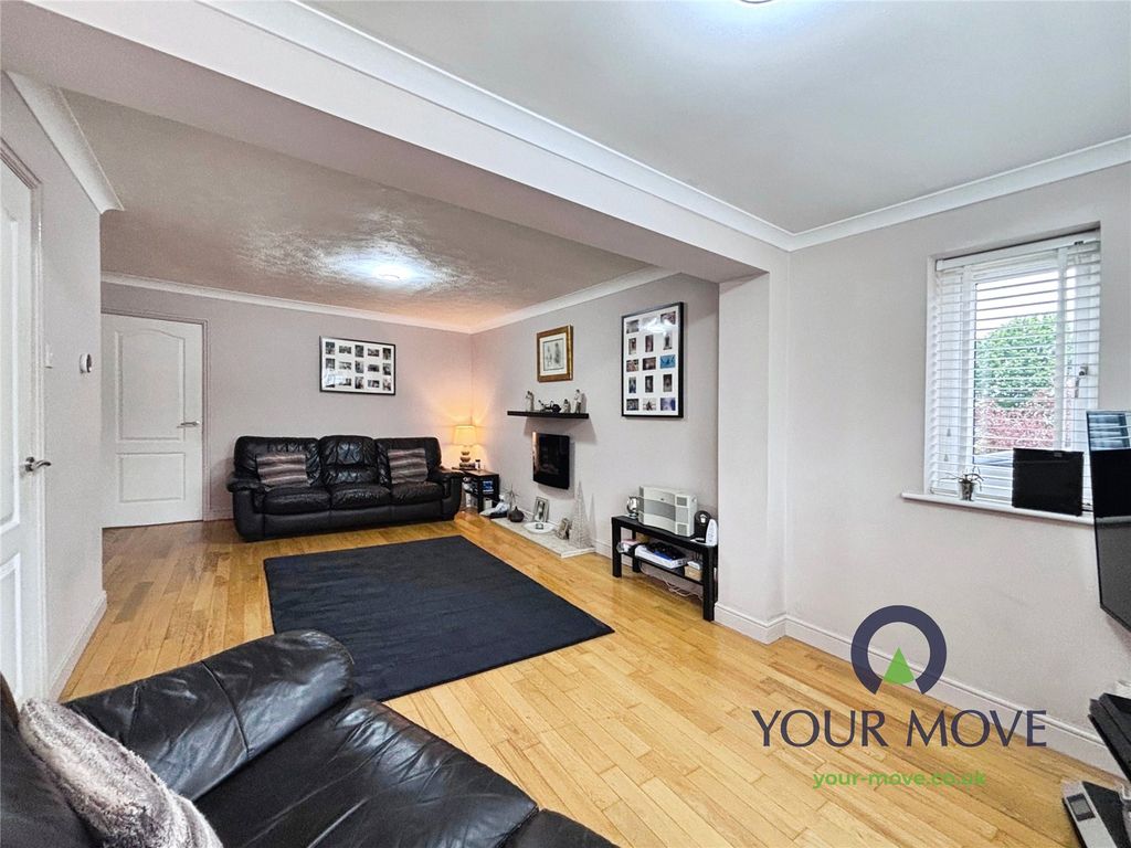 Property photo 2 of 16 Picture No. 14