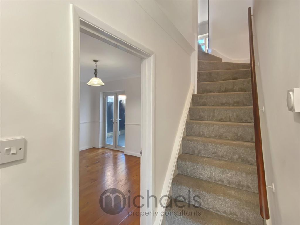 Property photo 2 of 17 cd79869195611d53A7445c393Fa702Bc0119c3E2.Jpg
