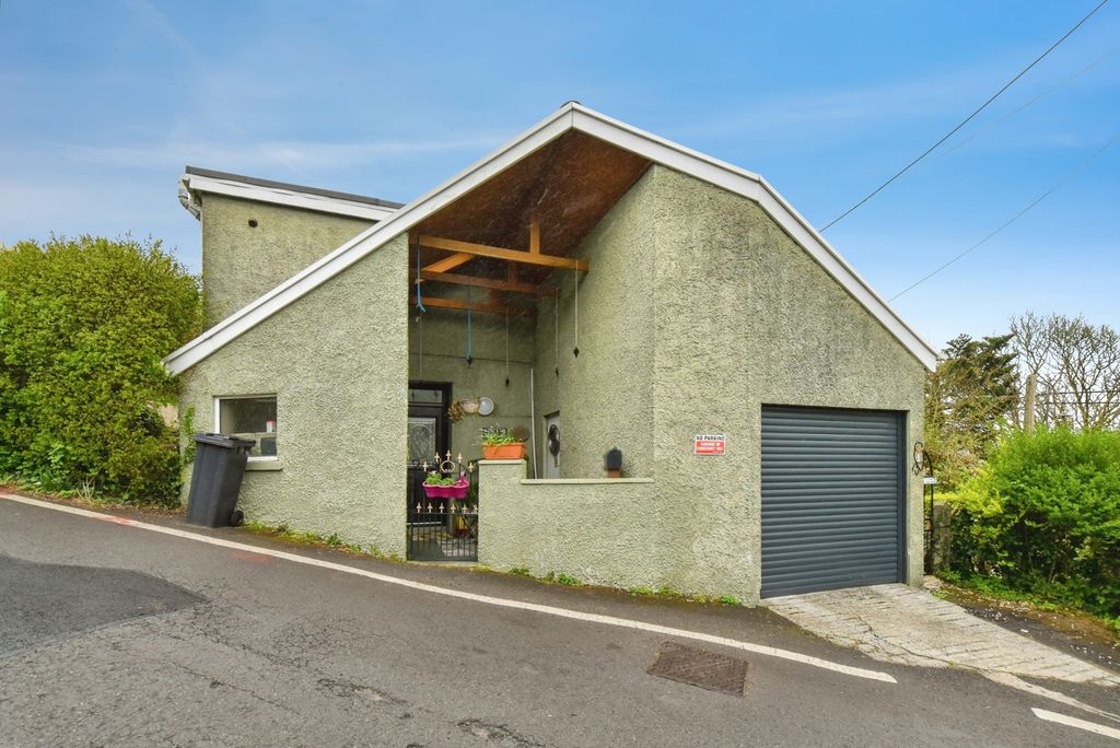 Property photo 1 of 18 Pbox-Img.Jpg