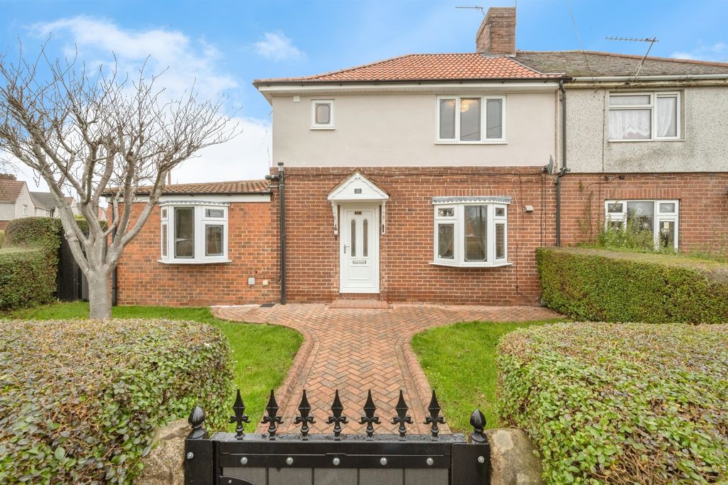 Property photo 1 of 18