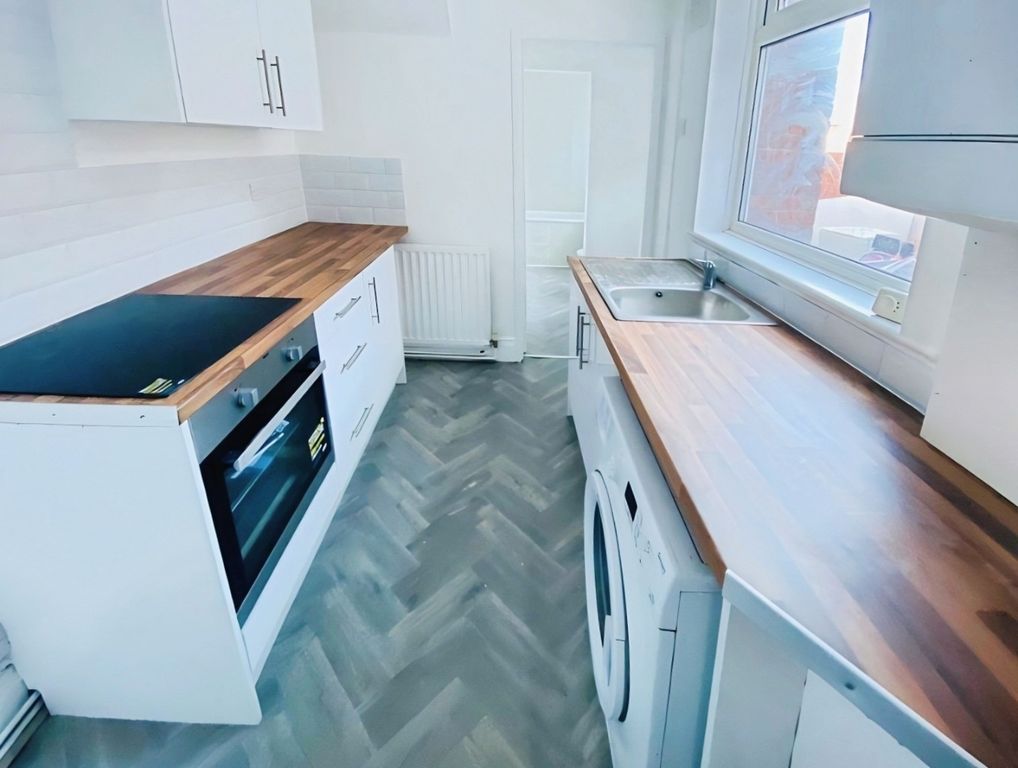 Property photo 1 of 16 5126490