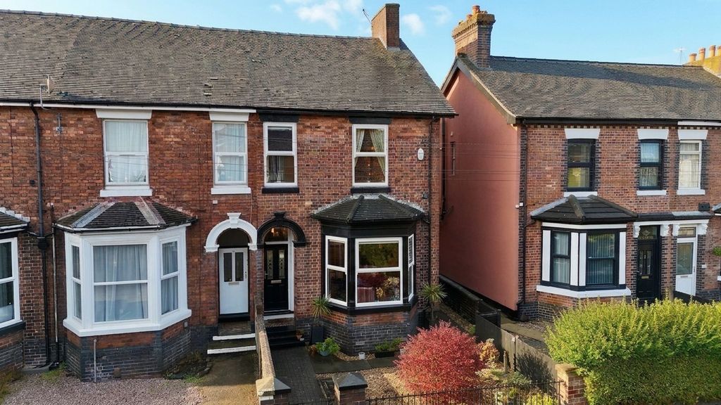 Property photo 1 of 28