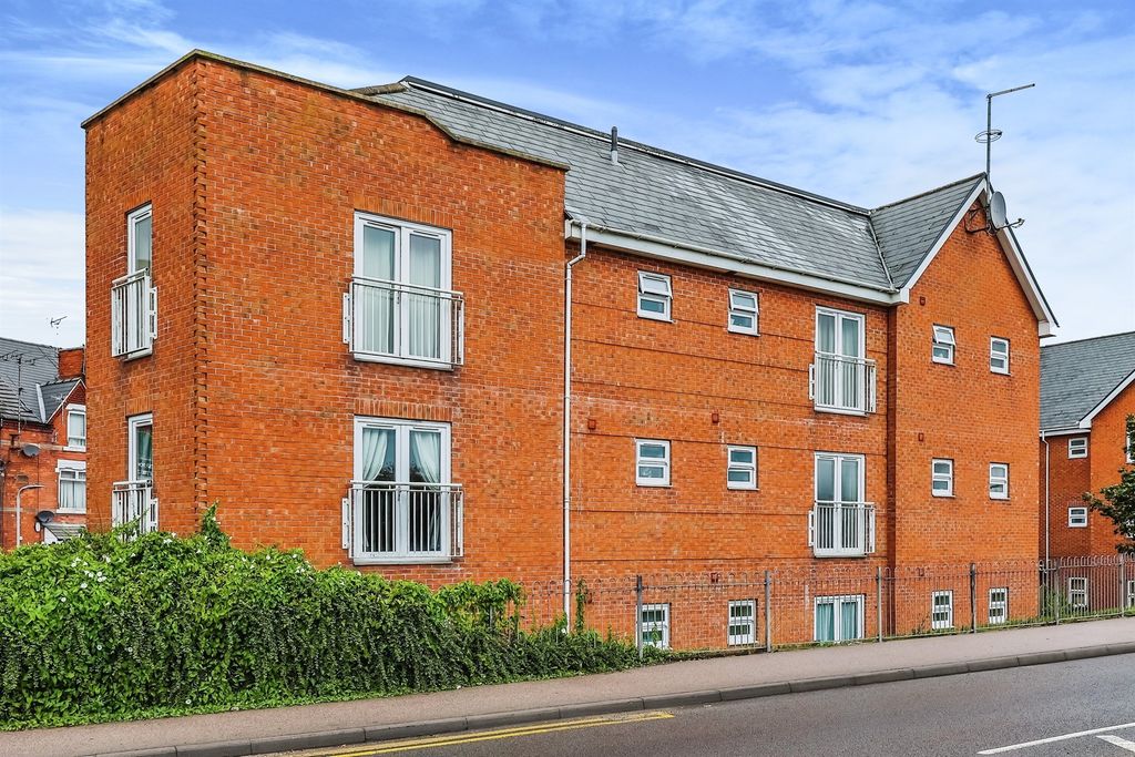 Property photo 1 of 15